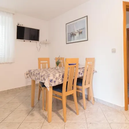 Kristi Complex Near The Sandy - By Ta Leut Agency