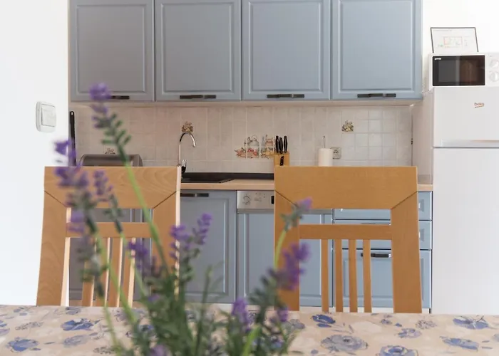 Vendégház Kristi Complex Near The Sandy - By Ta Leut Agency 3*